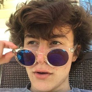 Meet your Posher, Tristan